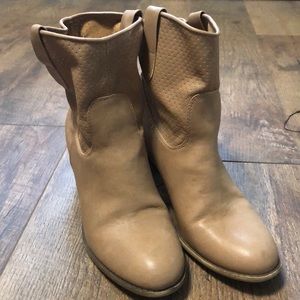 brown ankle boots